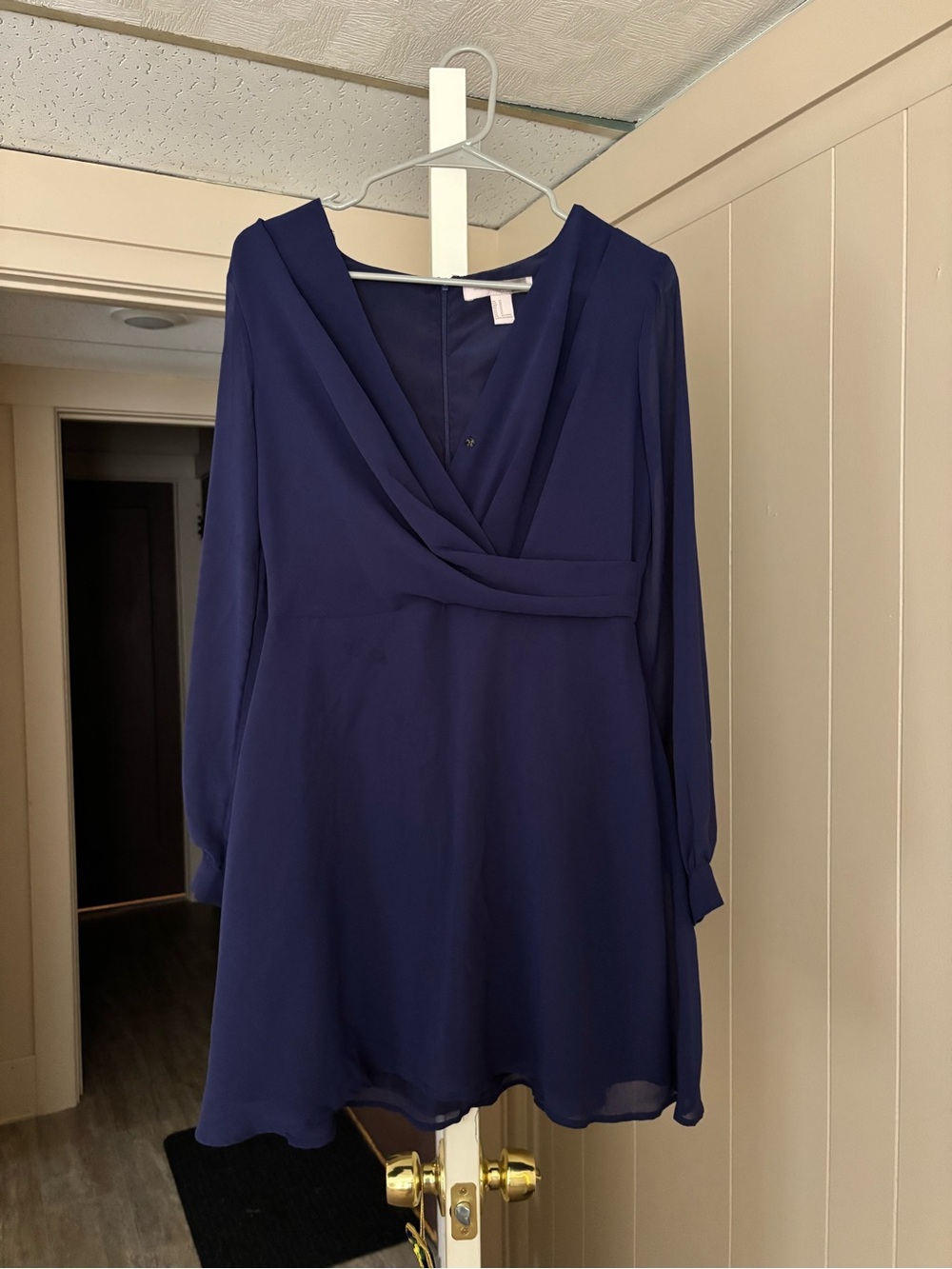 Women's Navy Long-Sleeve V-Neck Blouse Dress